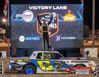 Chanse Hollatz and Hollatz Racing battled their way to a big win in the A-Qualifier of the IMCA Racing Super Nationals at Boone Speedway on September 6.