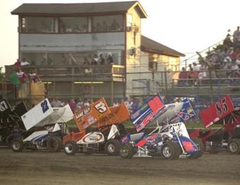 Brian McClelland (87), Koby Barksdale (22), Danny Smith (5$), Tim Crawley (88) and Forrest Sutherland (85) in heat race action