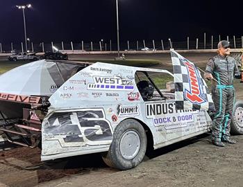 Chase Holland wins Door Buster at Lincoln Speedway (Lincoln, IL) on April 13, 2025.