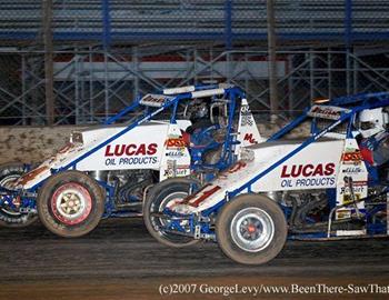 Daniel Williams (34) and Joshua Williams (41) battle for position