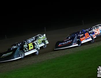 Cedar County Raceway (Tipton, IA) – Midwest Auto Racing Series (MARS) Late Model Championship – Hawkeye Land 40 – April 17, 2025. (Josh James Artwork photo)