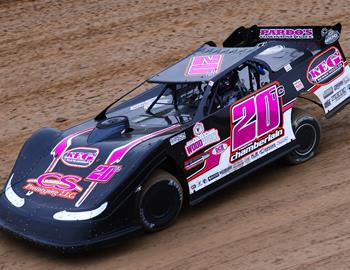 Tristan in action at Eldora Speedway (Rossburg, Ohio) during the World 100. (Josh James Artwork image)