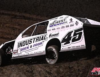 Tri-City Speedway (Granite City, IL) – Midwest Auto Racing Series (MARS) Modified Championship – Summit Racing Equipment Modified Mania – September 26, 2025. (Rich LaBrier | Dirtman photo)