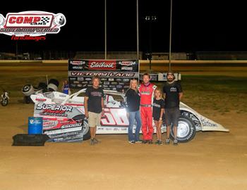 Tony Jackson Jr. topped the $5,000 top prize in the COMP Cams Super Dirt Series Super Late Model return to Outlaw Motor Speedway on Friday, August 9.