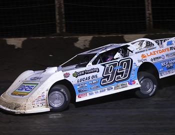 Devin Moran won the FloRacing Night in America presented by Kubota event at Lincoln (Ill.) Speedway on Thursday, May 8.