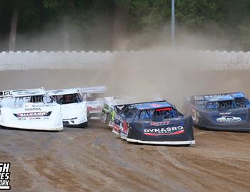 Quincy Raceways (Quincy, IL) – Midwest Auto Racing Series (MARS) Late Model Championship – May 16, 2025. (Josh James Artwork photo)