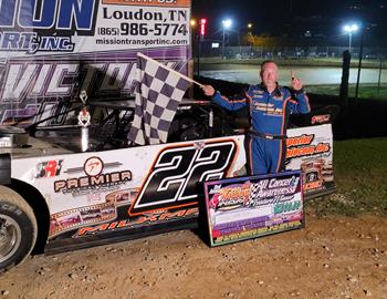 Mike Weeks won the All Cancer Awareness Limited Late Model feature on Saturday night at Wartburg (Tenn.) Speedway.