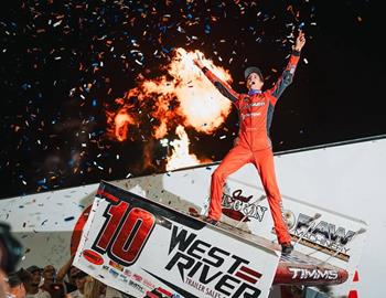 Knoxville Raceway (Knoxville, IA) – World of Outlaws NOS Energy Drink Sprint Car Series – Knoxville Nationals – August 6th-9th, 2025.