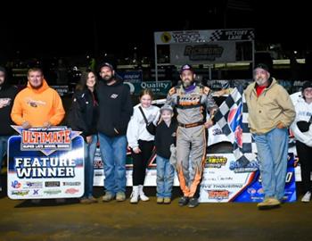 Michael Chilton picked up a $5,000 victory for his sweep of the Bluegrass Nationals at Richmond (Ky.) Raceway on Oct. 14. (Ryan Roberts image)