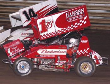 Wayne Johnson outside of Brett Geldner at Knoxville