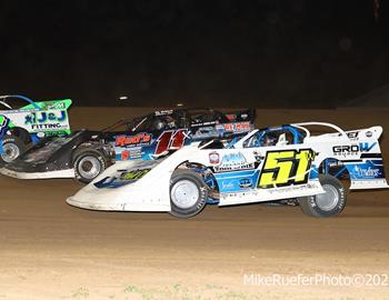Independence Motor Speedway (Independence, IA) – Malvern Bank East Series – May 10th, 2025. (Mike Ruefer photo)
