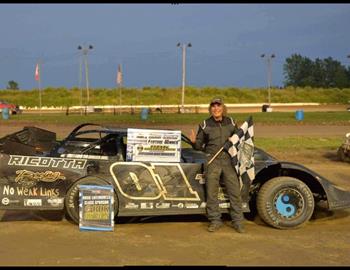 Doug Ricotta wins at Genesee Speedway on August 3