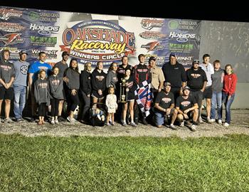 Devin Shiels won the feature and clinched the track championship at Oakshade Raceway (Wauseon, Ohio) on Saturday, August 26.