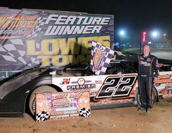 Mike Weeks bested the Bunny Bash Late Model Special at Wartburg (Tenn.) Speedway on Saturday, April 15, 2023.