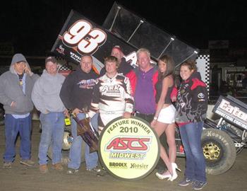 Dustin Morgan and crew in ASCS Midwest victory lane