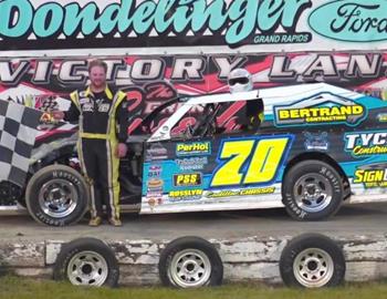 David Simpson wins at Grand Rapids Speedway on July 11