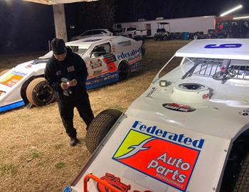 Ken with both the A-Mod and B-Mod unloaded at Springfield (Mo.) Raceway on Nov. 17-18.