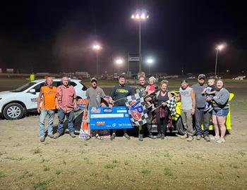McKay Wenger banked his first win of the 2022 season on Friday night at Farmer City (Ill.) Speedway. 