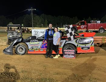 Chase Cooper claimed the Crate Racin’ USA Weekly Racing Series Event on Saturday night at Hattiesburg (Miss.) Speedway.