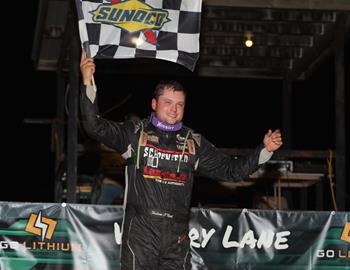 Hudson O’Neal raced to a $10,000 Mid America Racing (MARS) Super Late Model victory on Tuesday night at Davenport (Iowa) Speedway. (Mike Ruefer image)
