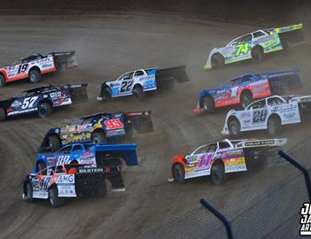 (2025 Racing Season Photo)