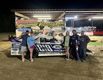 Hayden Cliburn won the Crate Late Model feature at Jackson Motor Speedway on April 26.