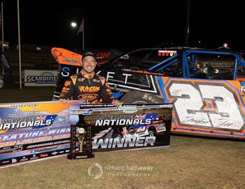 Joe Chalmers stormed to his first-career Australian Late Model Nationals victory on Saturday night, March 15 at Perth Motorplex (Kwinana Beach, WAU) aboard his Team BCM Motorsports No. 23 Super Late Model.