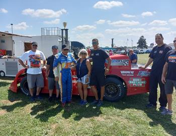 Ken Schrader won the Sportsman feature at Illinois State Fairgrounds on August 22, 2021.