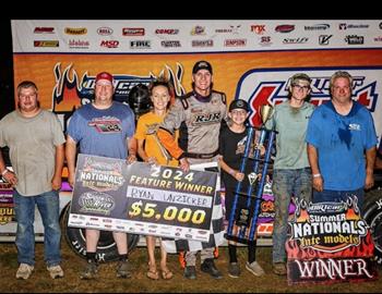 Ryan Unzicker wins the DIRTcar Summer Nationals stop at Spoon River on June 20