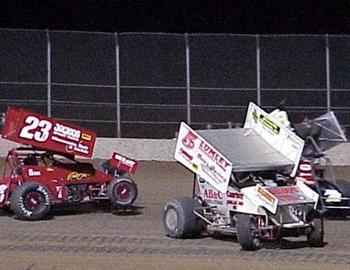 Bobby Hawks (5h) and Eric Jobe (23e) got together in B Feature action