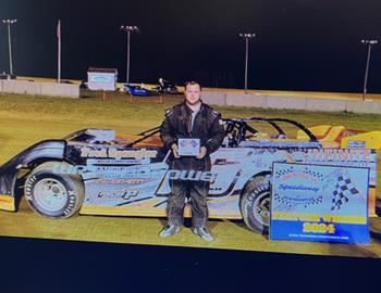 Clinton Hersch wins at Dog Hollow Speedway on August 6