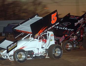 Danny Lasoski (5) and Kenneth Walker (2)