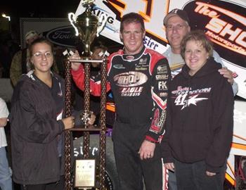 Jason Johnson and family in Devils Bowl victory lane