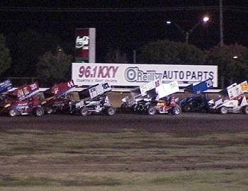 B Feature lines up down the backstretch