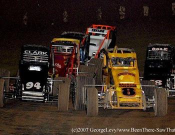 Bob Ream, Jr. (8) and Ronnie Clark (94) lead the pack