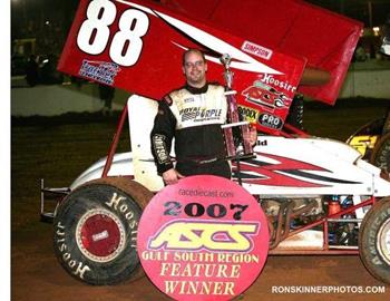 Scottie McDonald wins at 105 Speedway