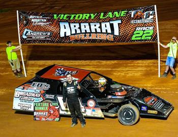 Cole Wagoner captured the Modified feature at Ararat Bullring on Saturday, August 9.
