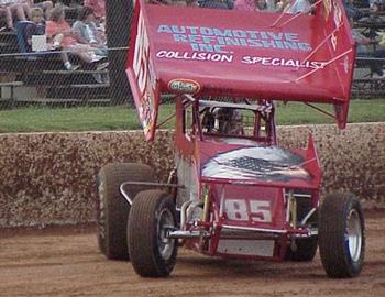 Jerry Bell started the feature front row outside