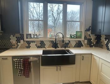 Hexagon glass backsplash