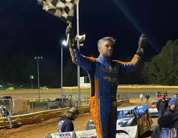 Kyle Hardy collected a $5,000 Limited Late Model win at Natural Bridge (Va.) Speedway on Oct. 13-14.