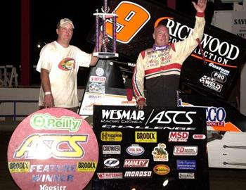 Gary Wright in victory lane once again