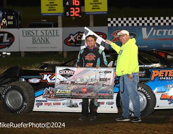 Stuart International Speedway (Stuart, IA) – Malvern Bank East Series – Blackberry Brandy Bawl – May 10th, 2024. (Mike Ruefer photo)