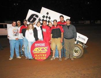 Danny Jennings and company in victory lane