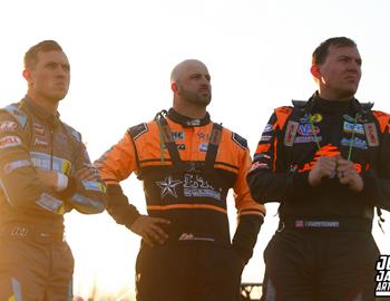 Farmer City Raceway (Farmer City, IL) – World of Outlaws Late Model Series – Illini 100 – April 11th-12th, 2025. (Josh James Artwork)