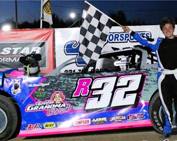 Ryleigh Beebe wins at Thunderbird Raceway in Michigan on May 10.