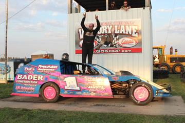 Top line takes Larson to $2,000 Frostbuster checkers, first