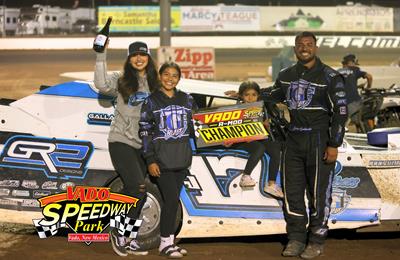 Gallardo brothers tackle USRA Fall Nationals at Vado Speedway Park; Jake wraps u