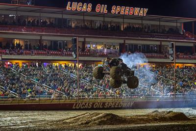 Lucas Oil Speedway concludes season on Saturday with Outlaw Monst