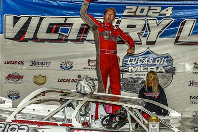 Jackson's late pass boosts him to victory in Lucas Oil MLRA Ron J