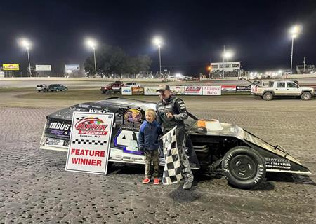 Holland earns Nathan Rettig Memorial victory